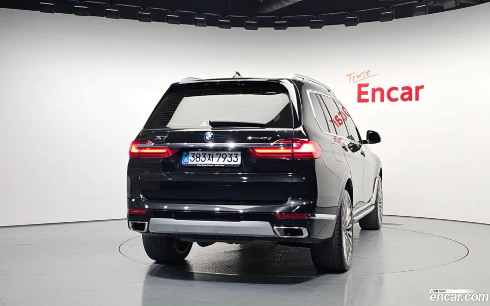 BMW X7 xDrive 40d 7 2022 — миниатюра 4