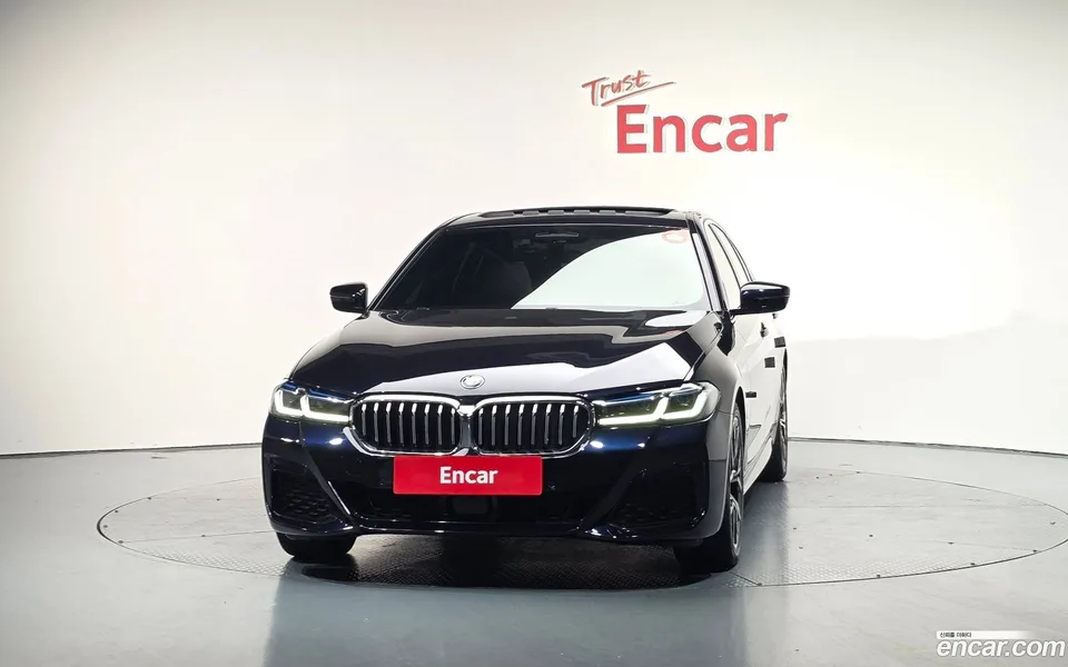 BMW 5 Series 530i M 2023 — миниатюра 3