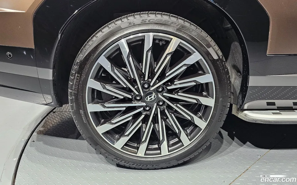 Hyundai SantaFe 2.5T 2WD 2023 — миниатюра 2