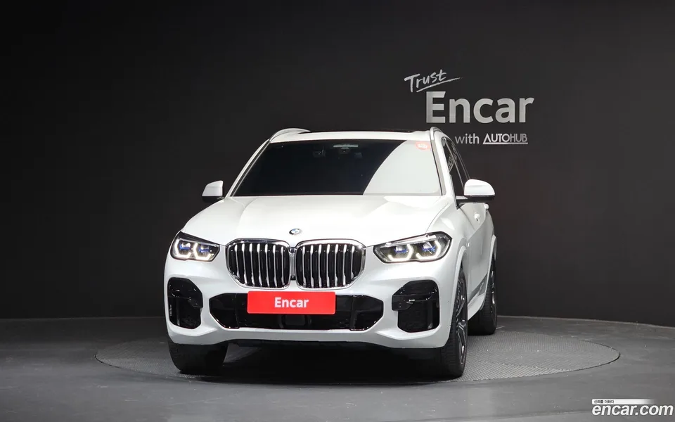 BMW X5 xDrive 40i M 2023 — миниатюра 3
