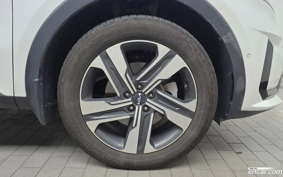 Kia Sorento HEV 1.6 4WD 2022 — миниатюра 2