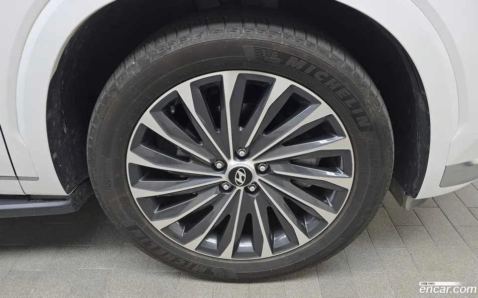 Hyundai Palisade 2.2 2WD 2023 — миниатюра 2