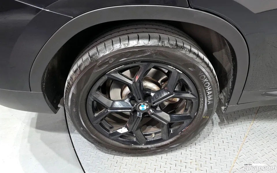 BMW X4 xDrive20i xLine 2022 — миниатюра 5