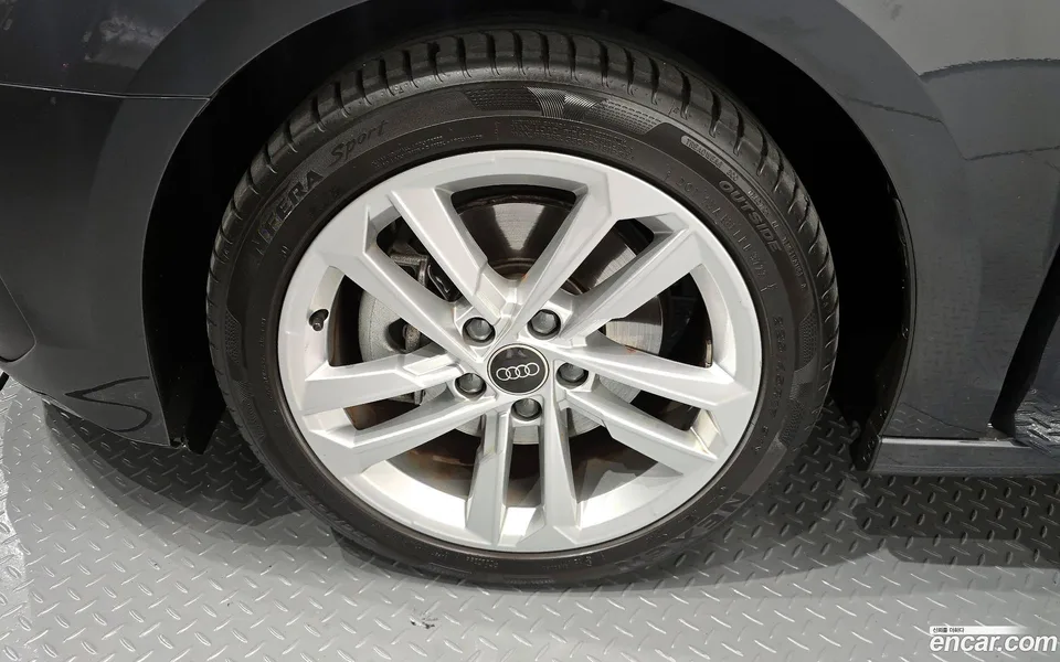 Audi A3 (8Y) 40 TFSI 2023 — миниатюра 2