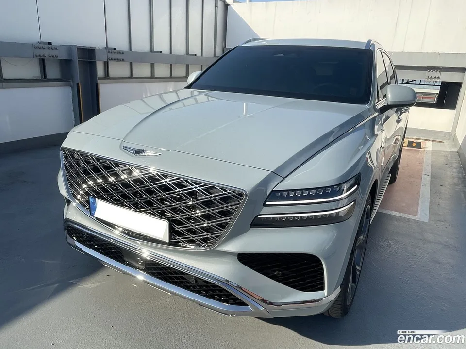 Genesis GV80 2.5T AWD 2025 — фото 1, купить с доставкой в Москву