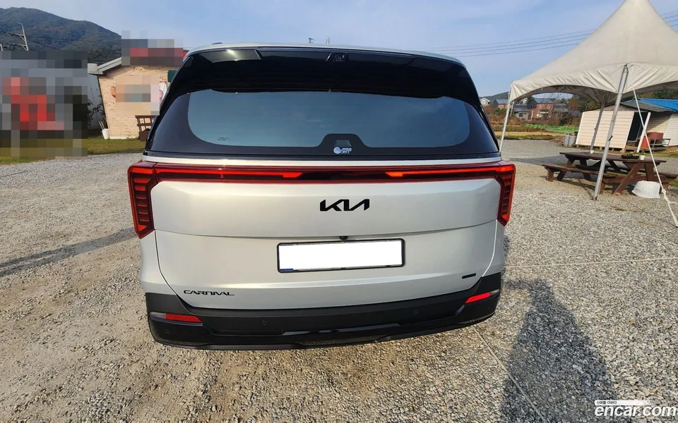 Kia Carnival HEV 9 2025 — миниатюра 4