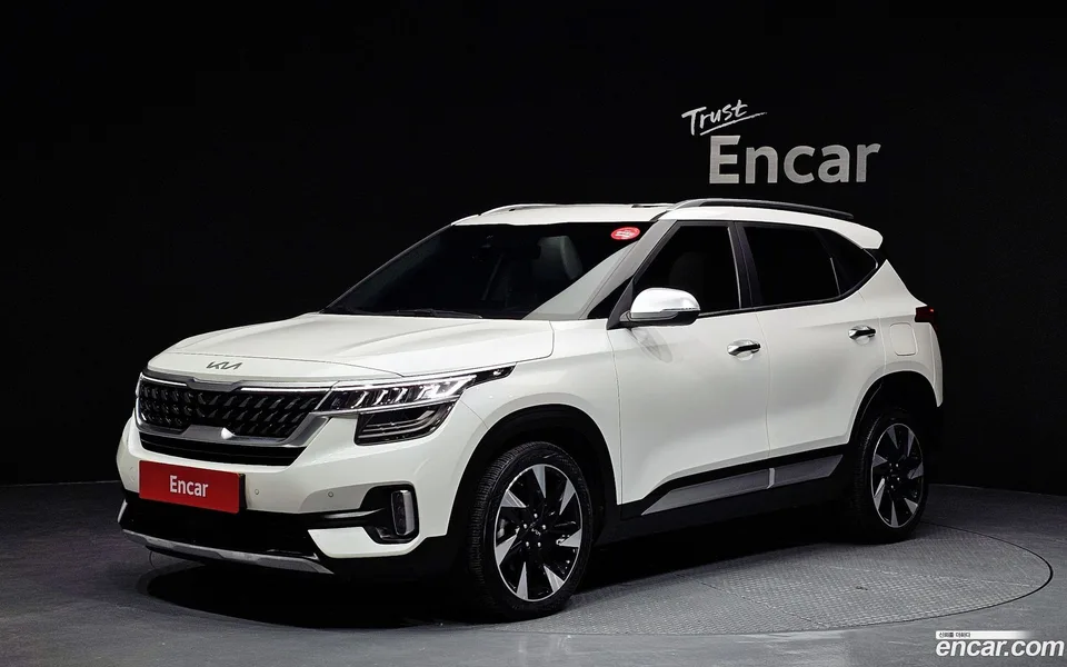 Kia Seltos 1.6 4WD 2022 — фото 1, купить с доставкой в Москву