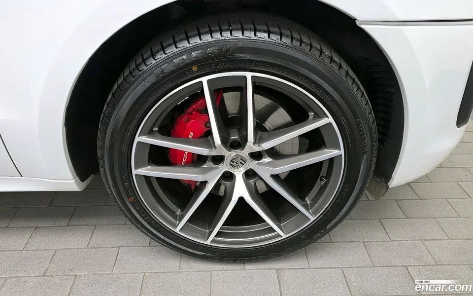 Porsche Macan 2.9 S 2023 — миниатюра 5