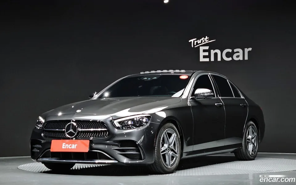Mercedes-Benz E-Class E250 AMG Line 2022 — фото 1, купить с доставкой в Москву