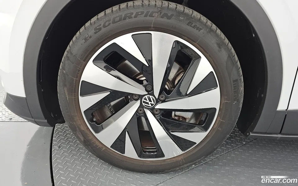 Volkswagen ID.4 2022 — миниатюра 2