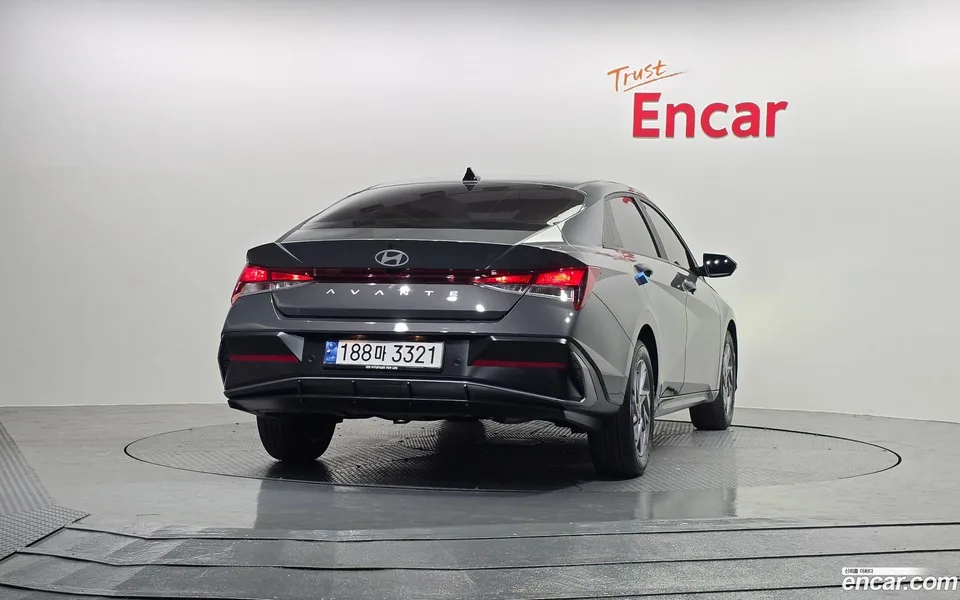 Hyundai Avante CN7 1.6 2023 — thumbnail 4