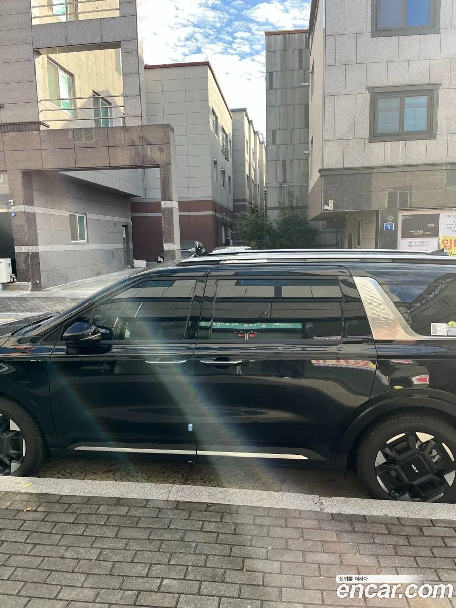 Kia Carnival HEV 9 2025 — миниатюра 2
