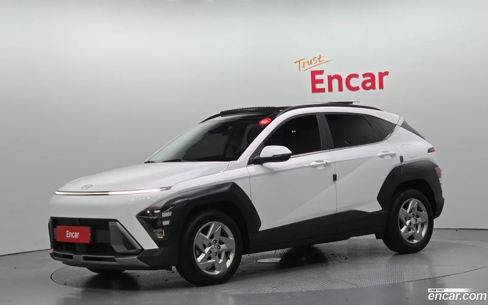 Hyundai Kona 1.6 2WD 2023 — фото 1, купить с доставкой в Москву