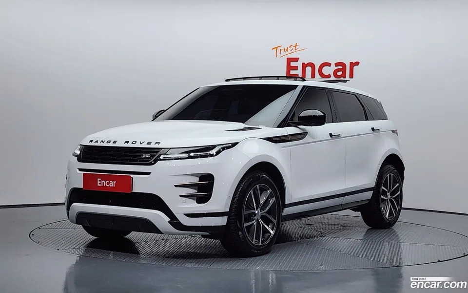 Land Rover Range Rover Evoque P250 SE 2024 — фото 1, купить с доставкой в Москву
