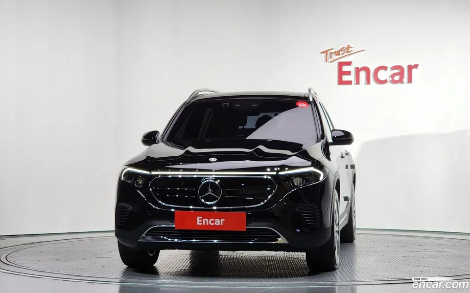 Mercedes-Benz EQB EQB300 4MATIC 2024 — миниатюра 3