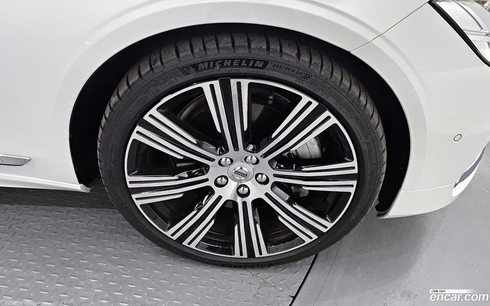 Volvo S90 B6 AWD 2024 — миниатюра 2
