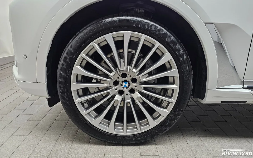 BMW X7 xDrive 40i 6 2022 — миниатюра 5