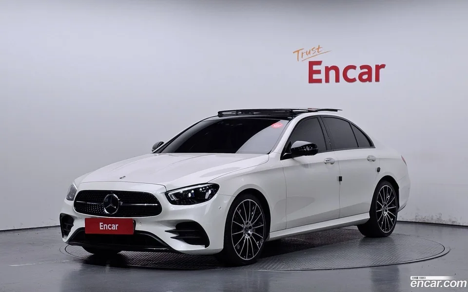 Mercedes-Benz E-Class E350 4MATIC AMG Line 2023 — фото 1, купить с доставкой в Москву