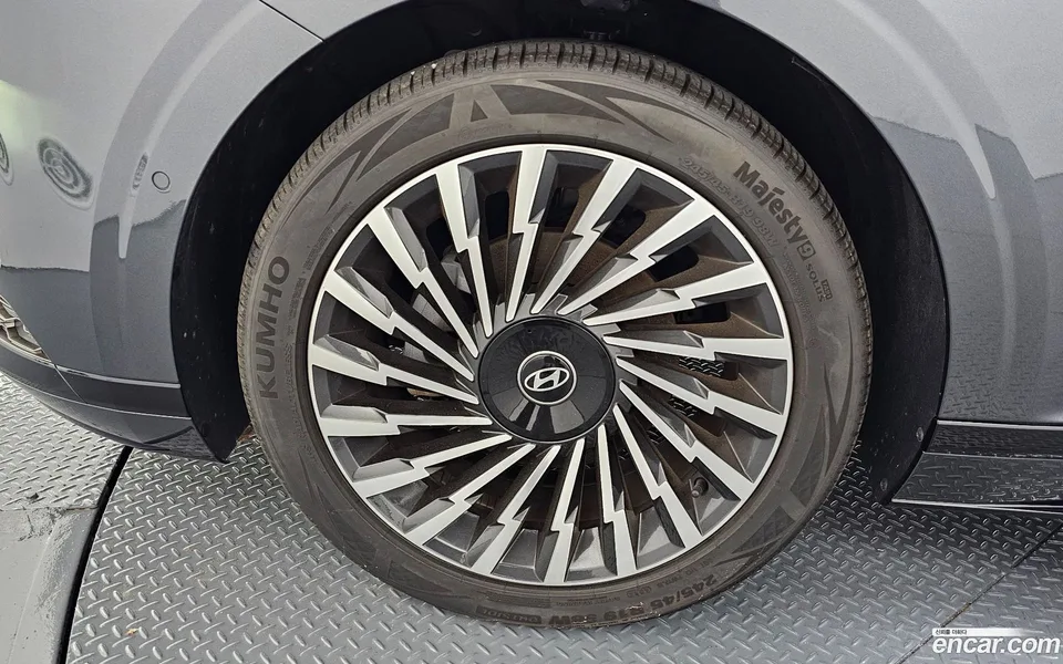 Hyundai Grandeur Hybrid 2024 — миниатюра 2