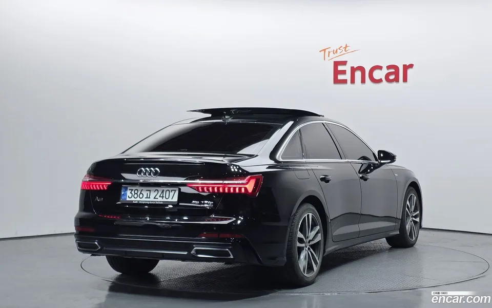 Audi A6 45 TFSI 2022 — фото 1, купить с доставкой в Москву