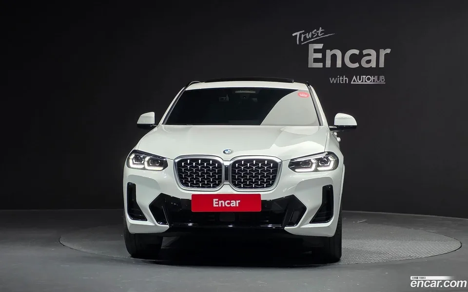 BMW X4 xDrive20i M 2022 — миниатюра 3