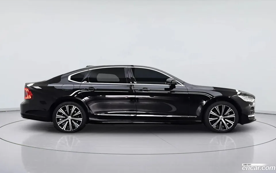 Volvo S90 B5 2024 — миниатюра 3