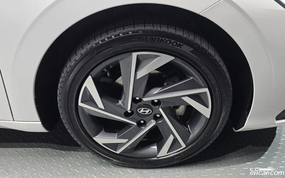 Hyundai Avante CN7 Hybrid 2025 — миниатюра 5