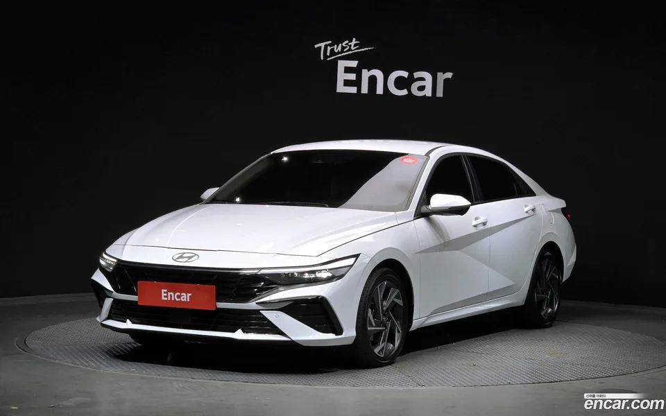 Hyundai Avante CN7 Hybrid 2025 — фото 1, купить с доставкой в Москву