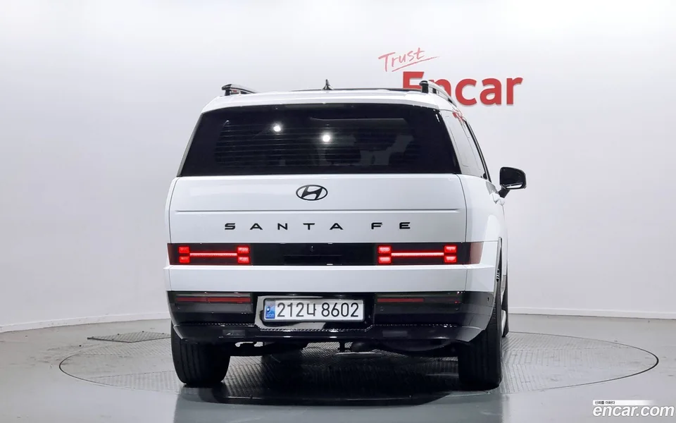 Hyundai SantaFe HEV 1.6 2WD 2023 — миниатюра 4