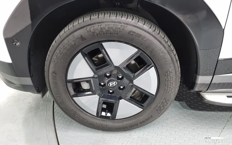 Hyundai SantaFe HEV 1.6 2WD 2023 — миниатюра 5