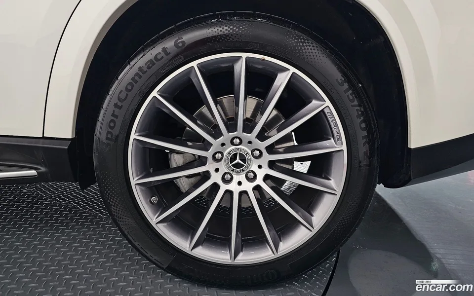 Mercedes-Benz GLE-Class GLE400d 4MATIC 2023 — миниатюра 2