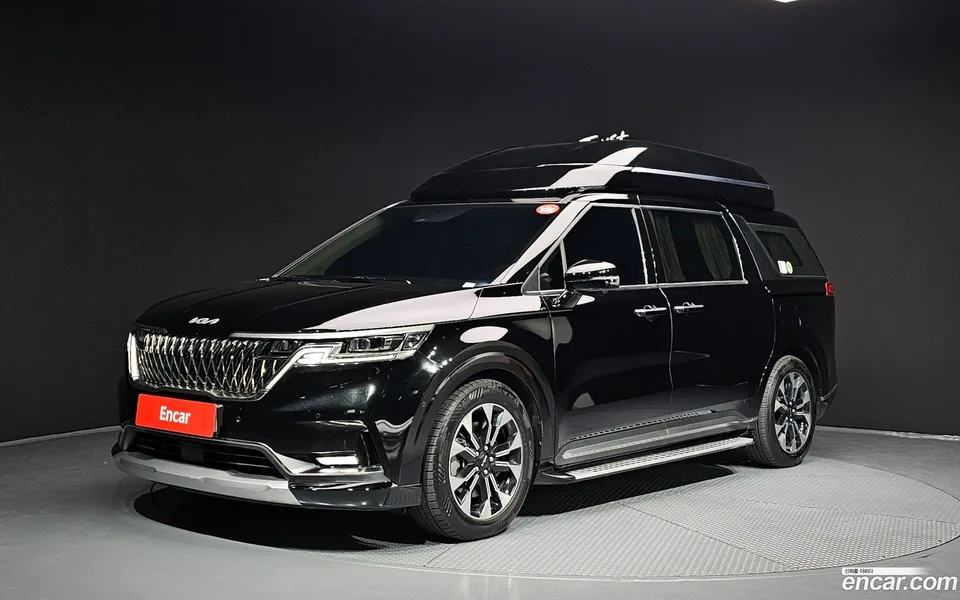 Kia Carnival 9 2022 — фото 1, купить с доставкой в Москву