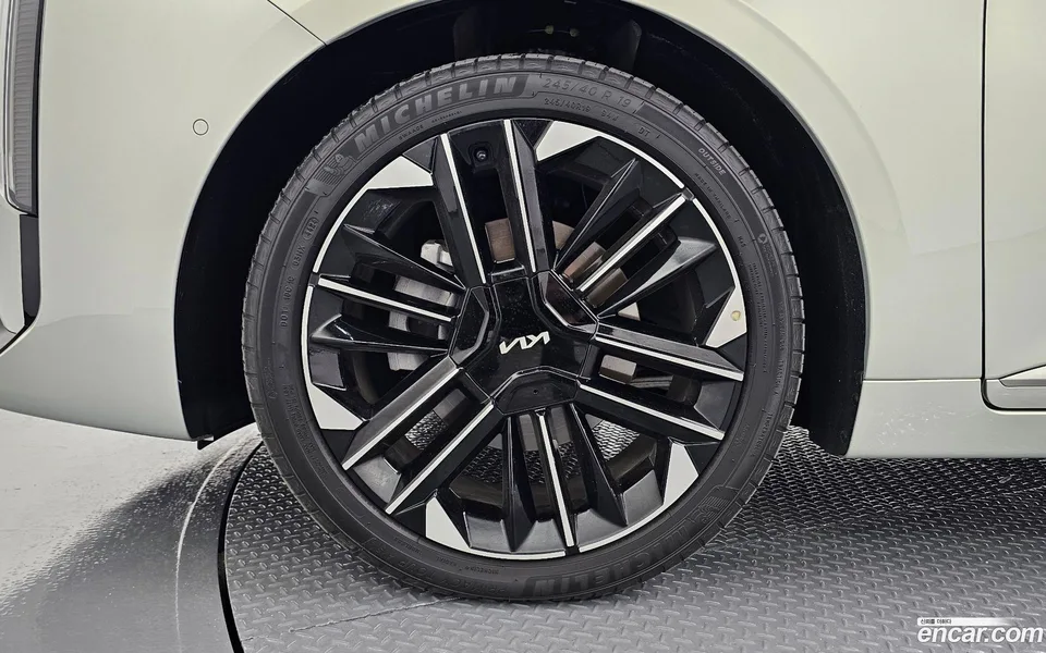 Kia K8 Hybrid 2025 — миниатюра 2