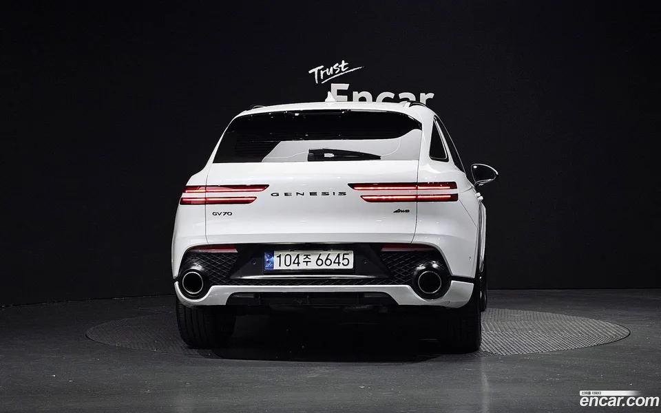 Genesis GV70 2.5T AWD 2023 — миниатюра 4
