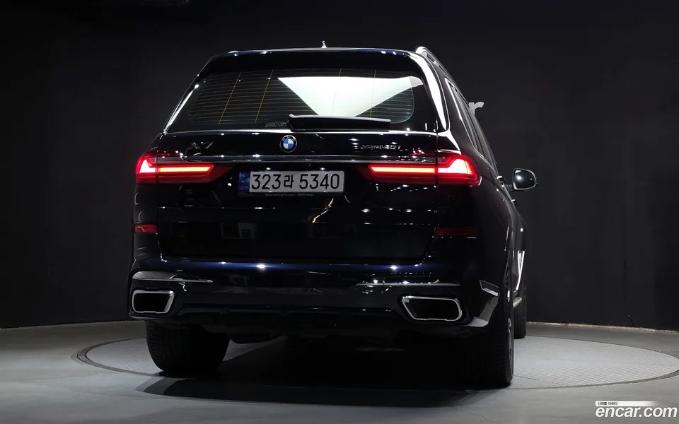 BMW X7 xDrive 40i M 6 2022 — миниатюра 4