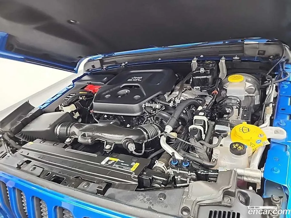 Jeep Wrangler 2.0 4 2023 — миниатюра 2
