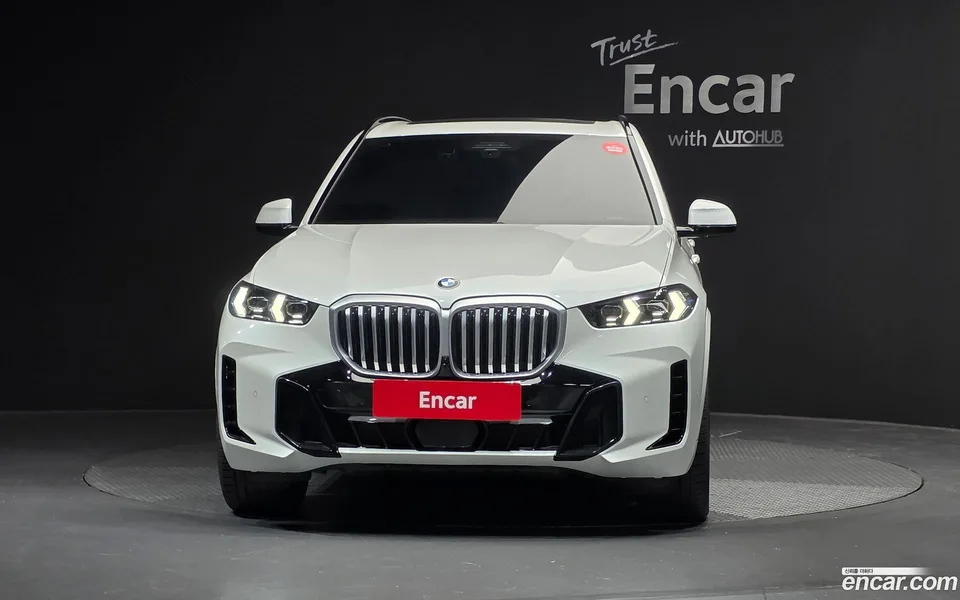 BMW X5 xDrive 40i M 2025 — миниатюра 3