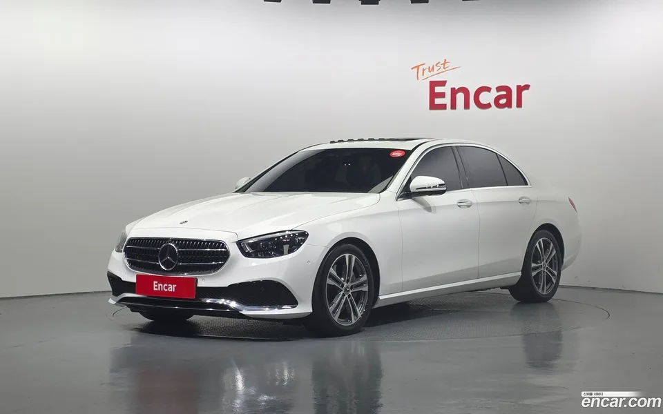 Mercedes-Benz E-Class E350 4MATIC 2022 — фото 1, купить с доставкой в Москву
