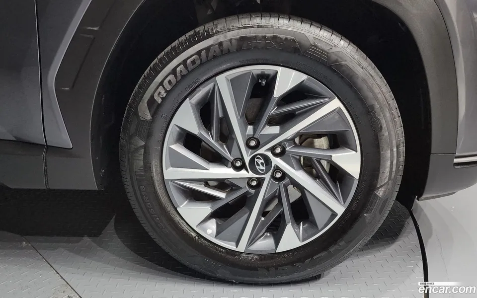 Hyundai Tucson 2.0 4WD 2023 — миниатюра 2