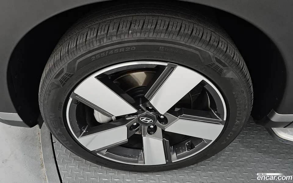 Hyundai SantaFe 2.5T 2WD 2024 — миниатюра 2