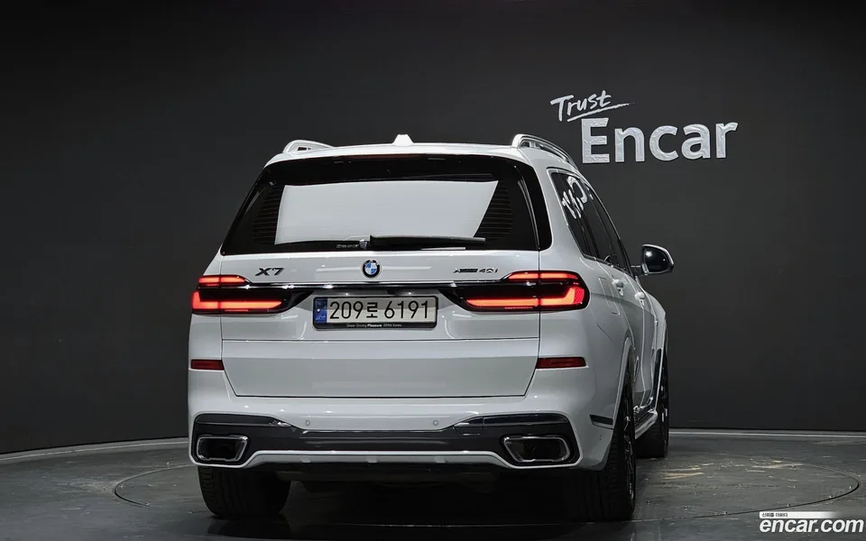 BMW X7 xDrive 40i M 6 2023 — миниатюра 4