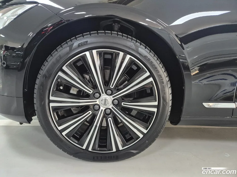 Volvo S90 B5 2024 — миниатюра 2