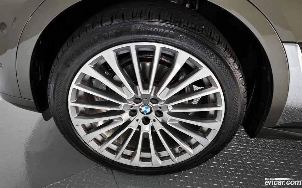 BMW X7 xDrive 40i 7 2022 — миниатюра 2
