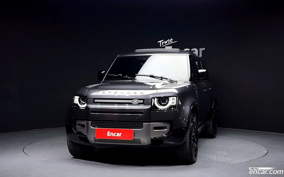 Land Rover Defender 130 P400 2024 — миниатюра 3
