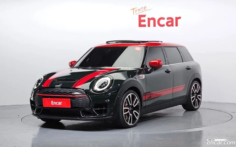 MINI Cooper S Clubman JCW 2023 — photo 1, buy with delivery to Moscow