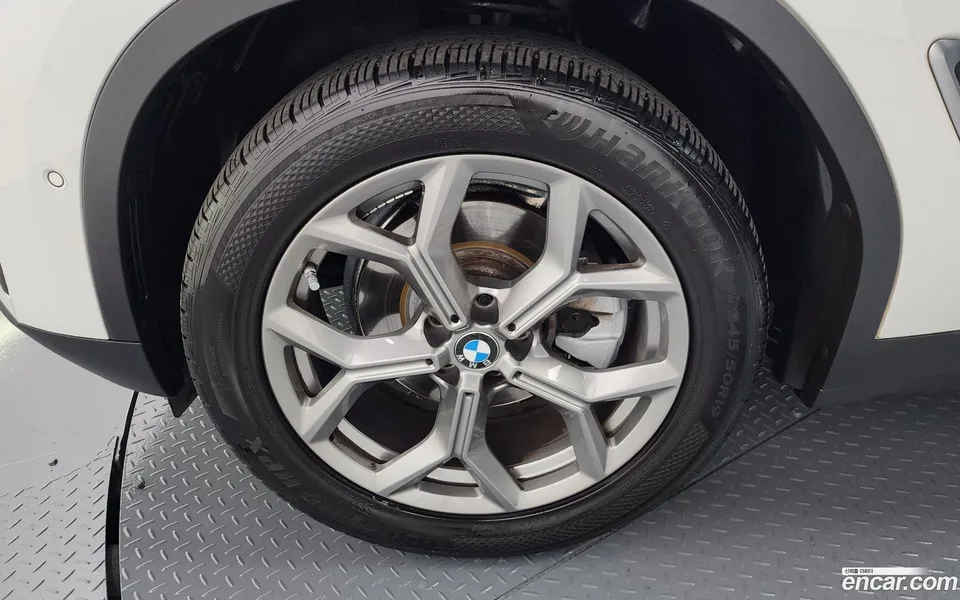 BMW X4 xDrive20i xLine 2022 — миниатюра 2