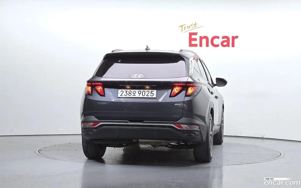 Hyundai Tucson 2.0 4WD 2023 — миниатюра 4