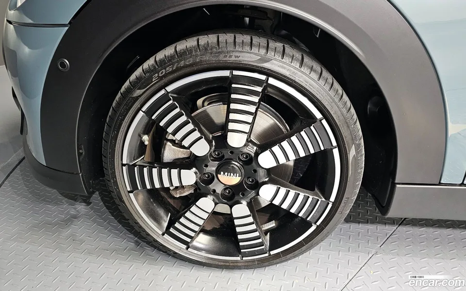 MINI Cooper S 5 2023 — миниатюра 5
