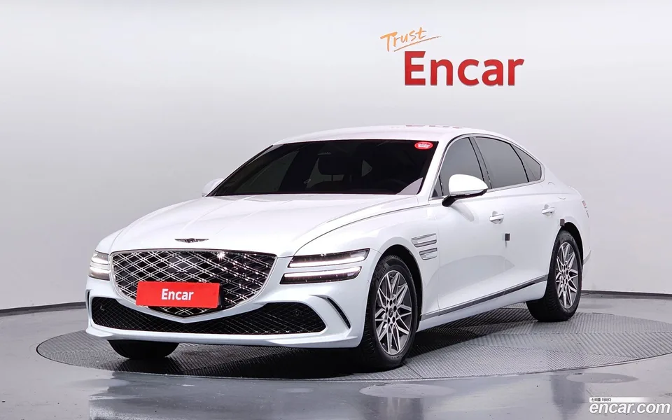 Genesis G80 2.5 2WD 2025 — фото 1, купить с доставкой в Москву