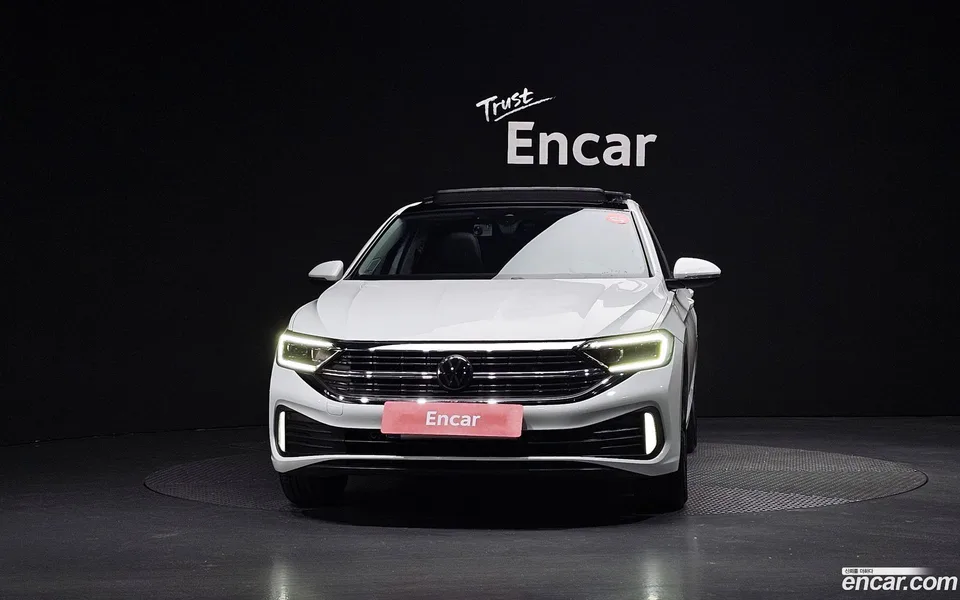 Volkswagen Jetta 1.5 TSI 2023 — миниатюра 3